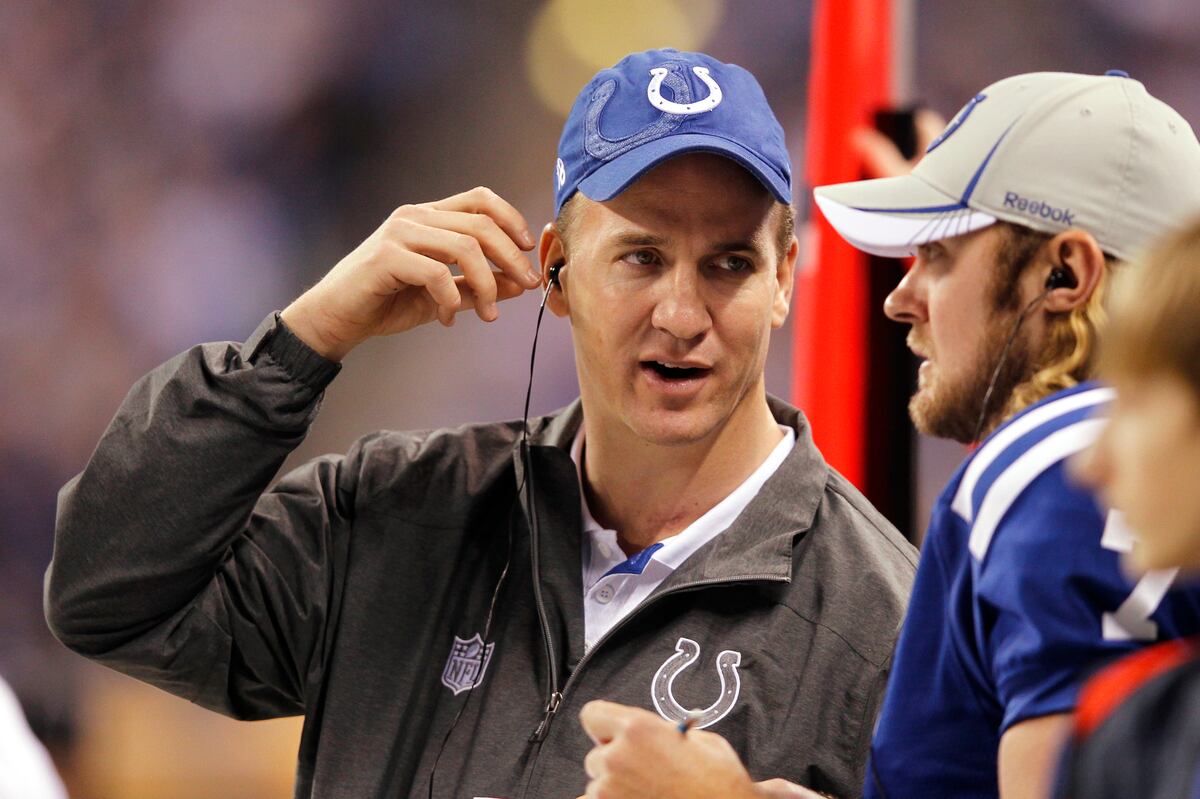 Peyton Manning Rumors Secret Neck Surgery Another Reason Colts QB