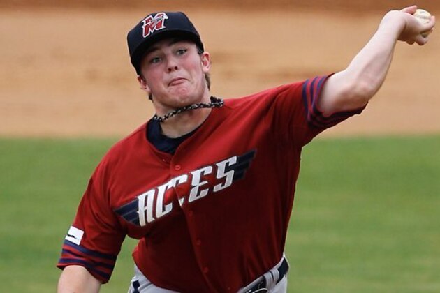 Boston Red Sox Sign 17 Year Old Aussie Phenom Lhp Daniel Mcgrath