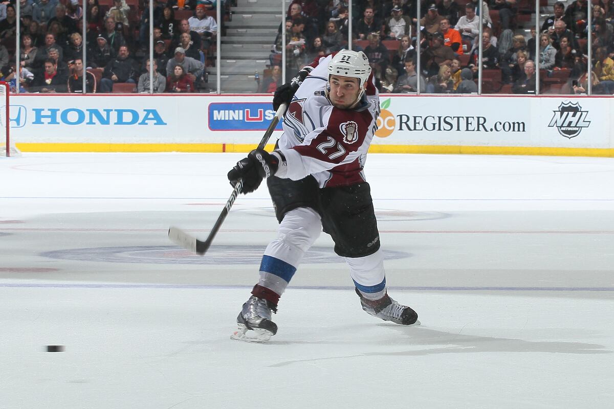 NHL Trades Kyle Quincey Makes Red Wings Clear Stanley Cup Favorites