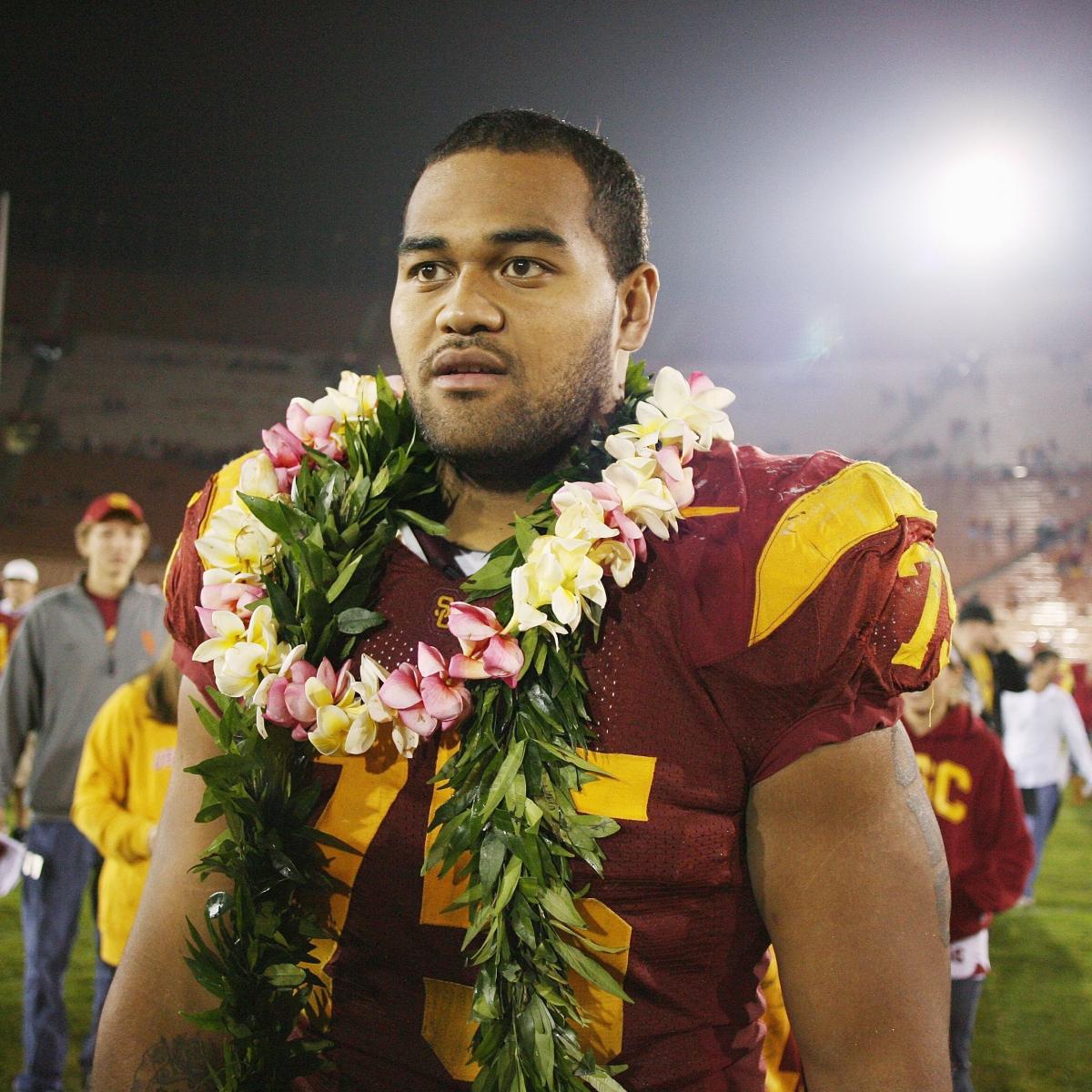 can 2 offensive lineman report as an eligible receiver