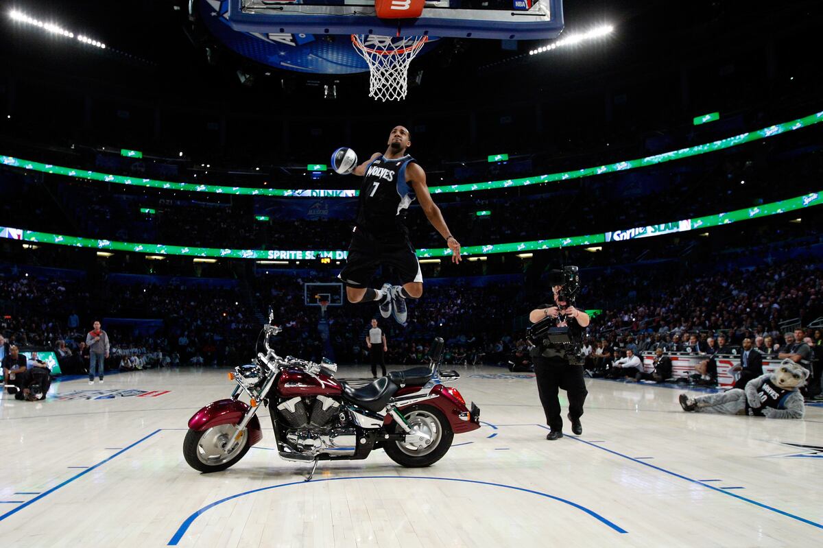 NBA Slam Dunk Contest 2012 Breaking Down Derrick Williams' Dunk