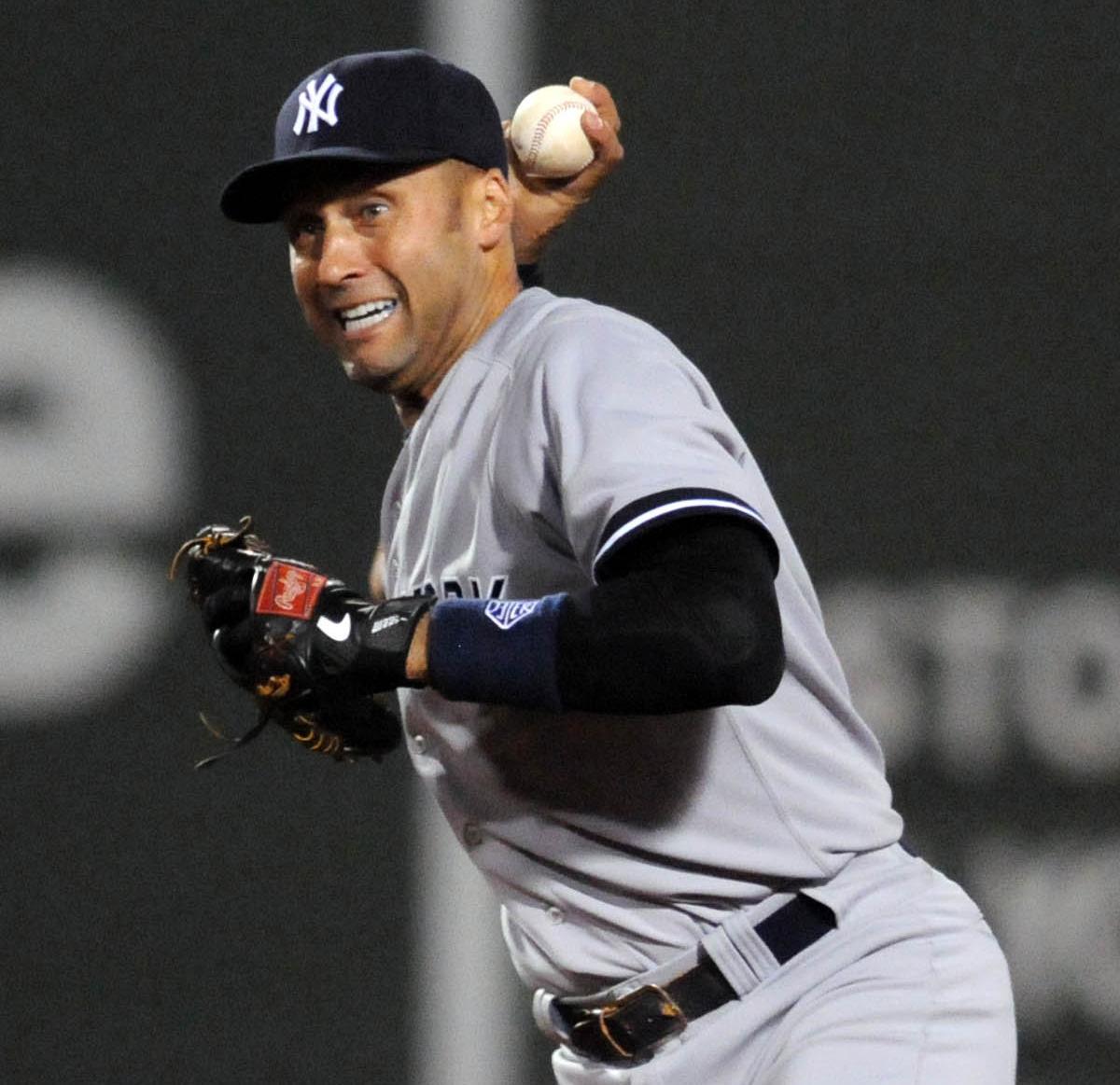 Derek Jeter Proves the Fallacy of Range Factor as a Measure of Defense ...