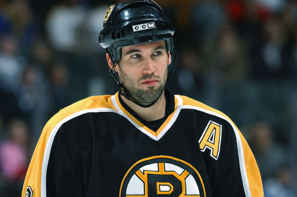 Boston Bruins Give Brian Rolston A Second Term Through Deadline Deal ...