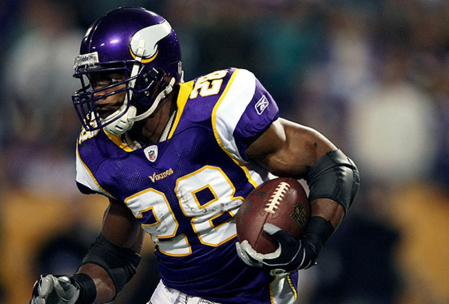 Highlighting the 8 Best Plays of Adrian Peterson's Minnesota Vikings Career, News, Scores, Highlights, Stats, and Rumors