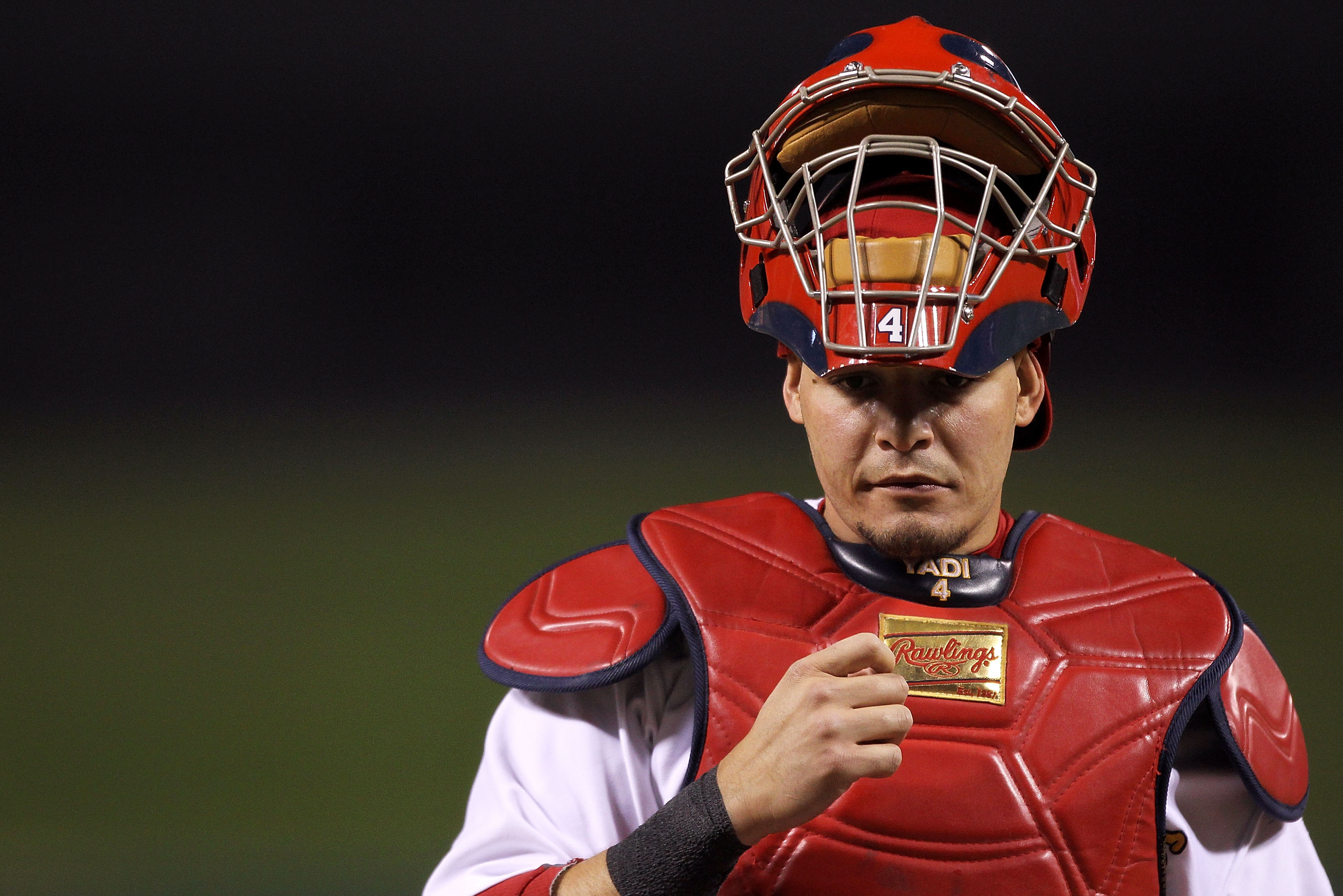 Report: Yadier Molina Likely to Become 2nd-Highest-Paid Catcher in