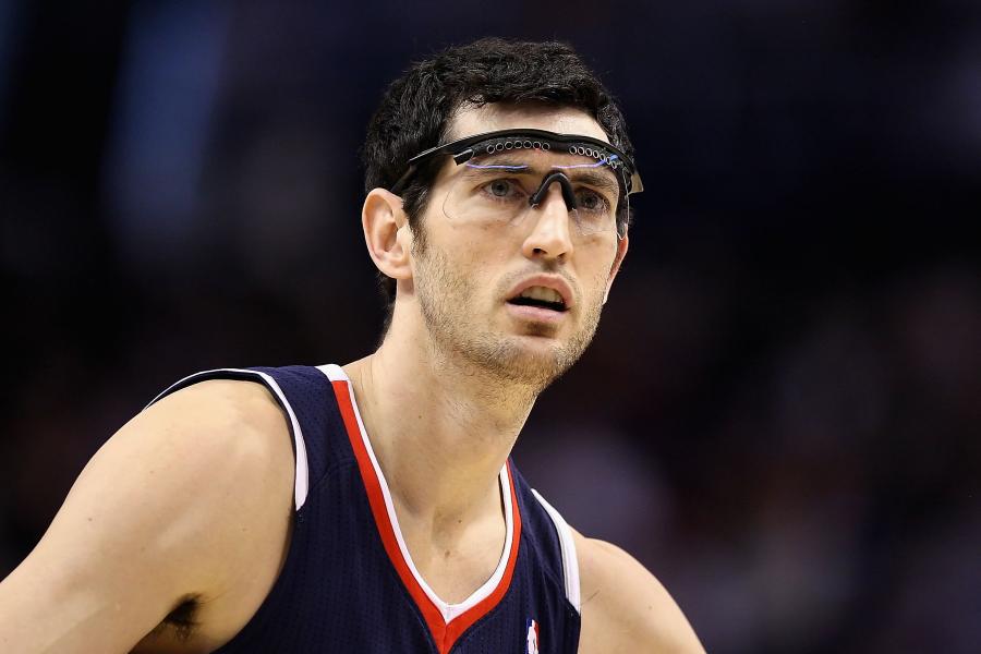 Modern NBA wimps need protective gear article by Yahoo shows a picture  of Kirk Hinrich and his protective eyewear, glasses he has to wear to not  lose his sight in case of