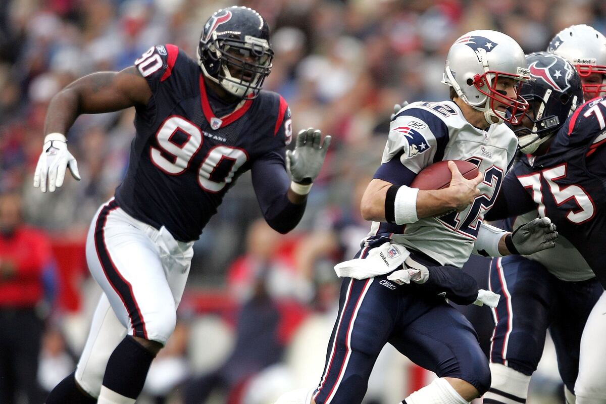 NFL Rumors: New England Patriots To Pursue Free Agent DE ...