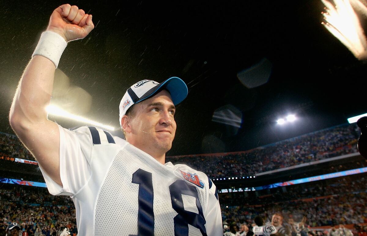 Peyton Manning Press Conference Latest Reaction as Colts Release