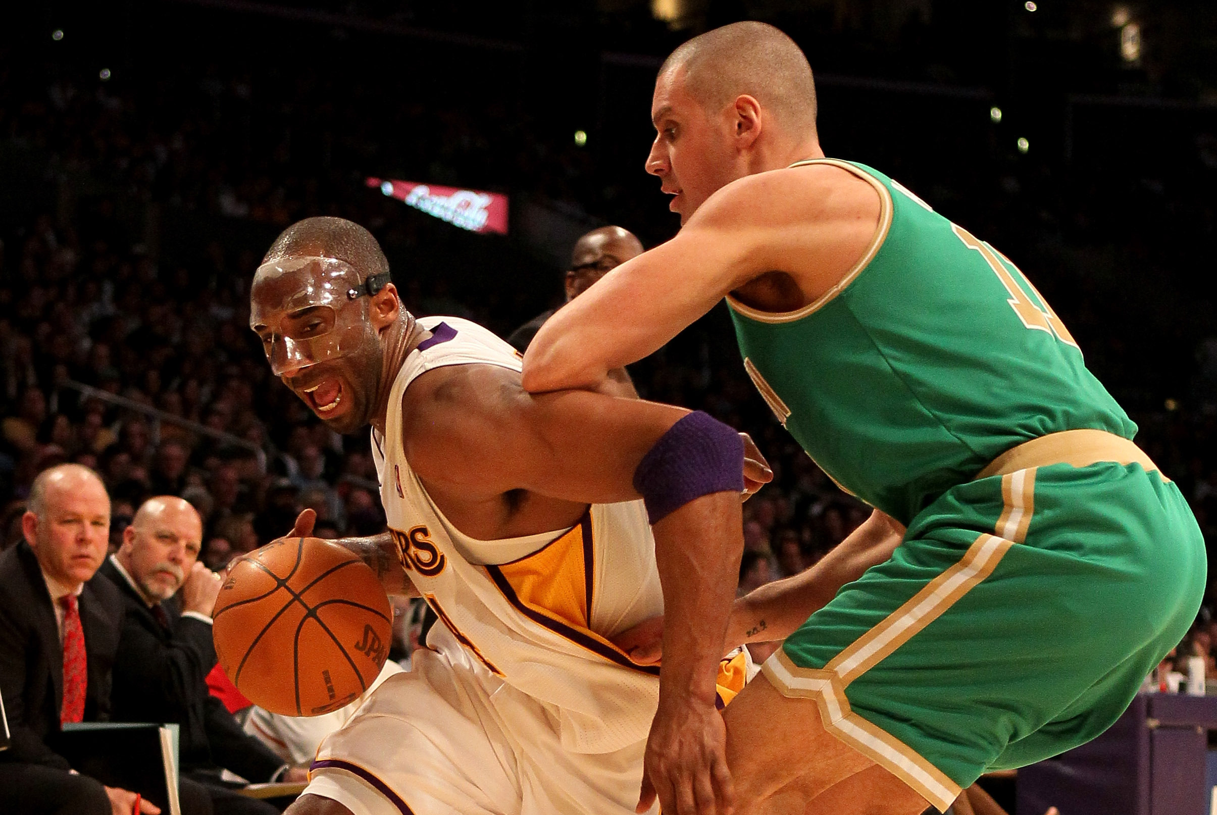 Lakers Play Their Best Basketball Of The Season In Dominant Win Over Rival Celtics