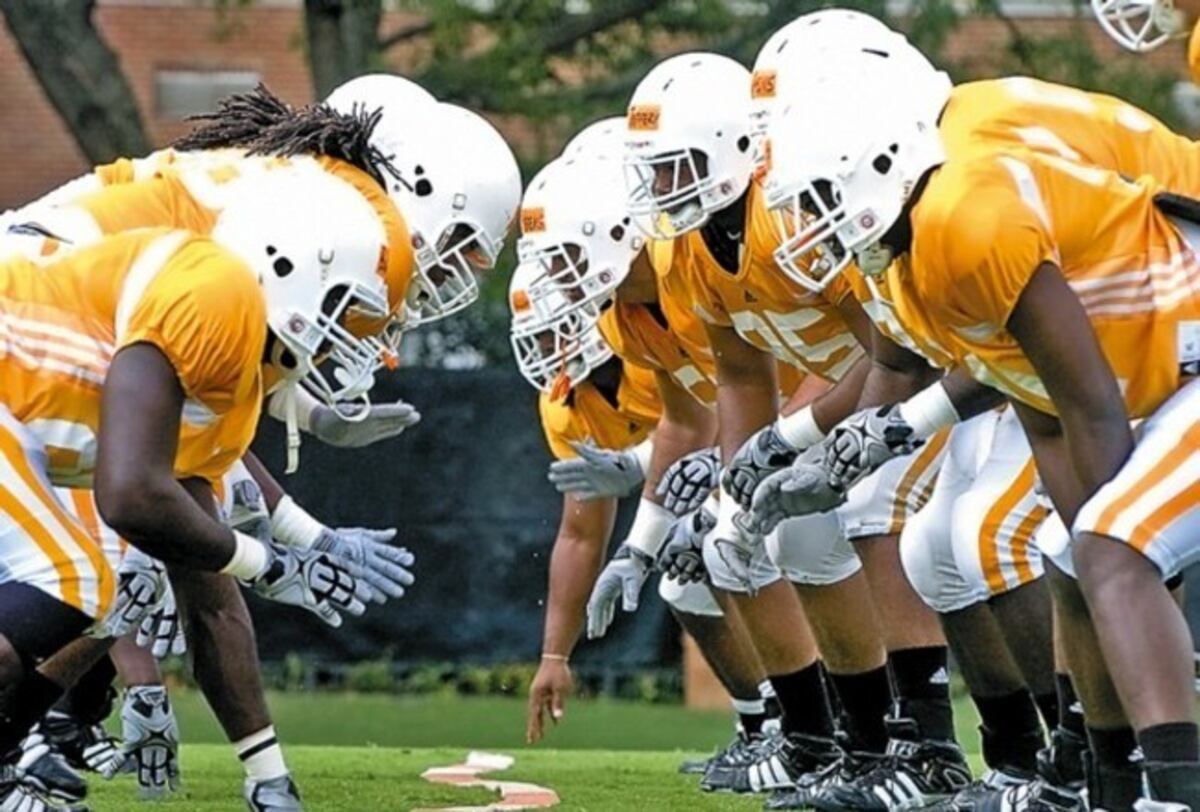 Tennessee Football: Predicting the Two-Deep Depth Chart | News, Scores