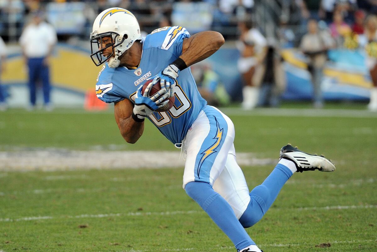 2012 NFL Free Agents Tampa Bay Buccaneers Suitor for BigName Wide