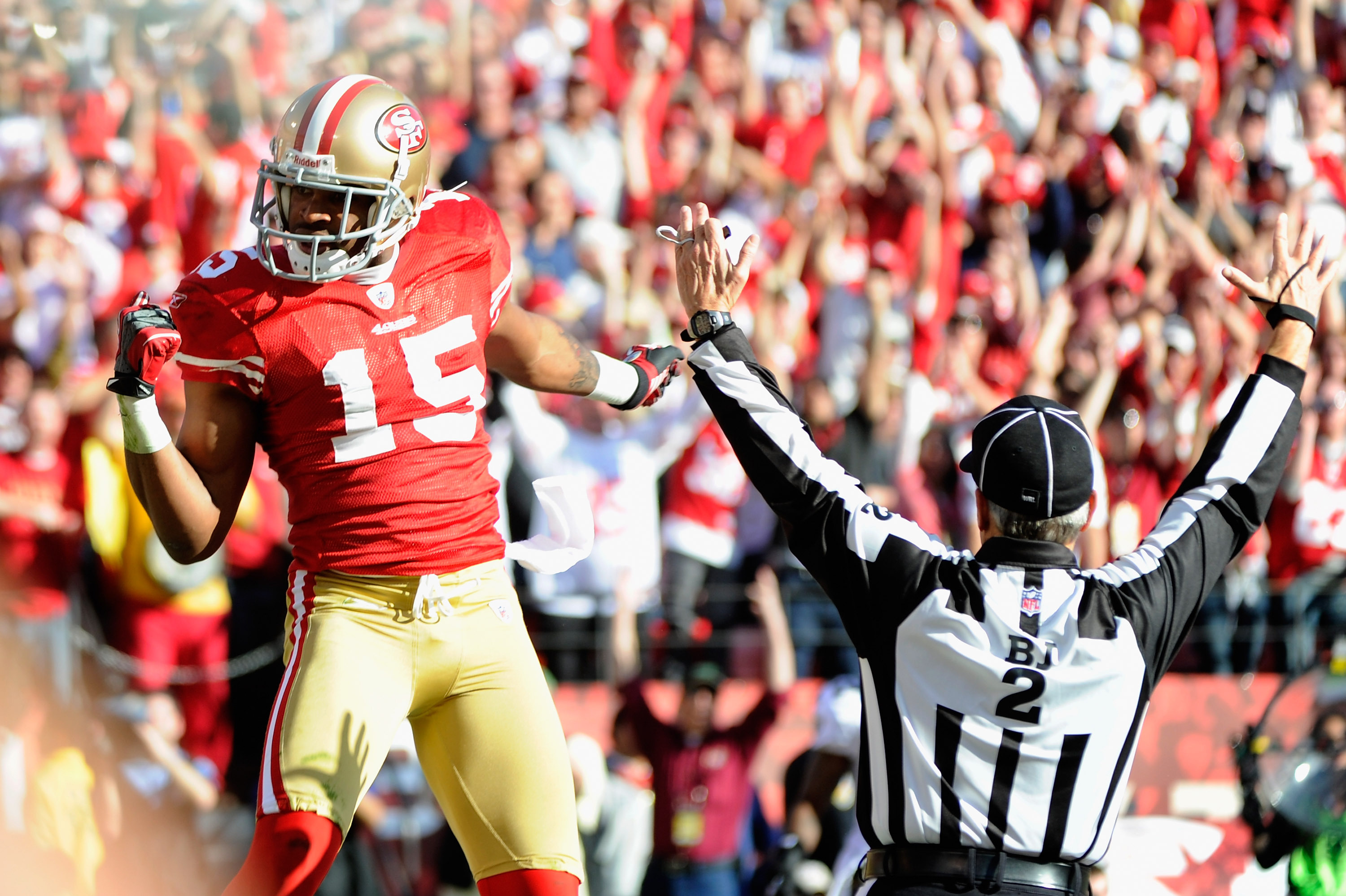 Jerry Rice, San Francisco 49ers wide reciever runs and pass rom