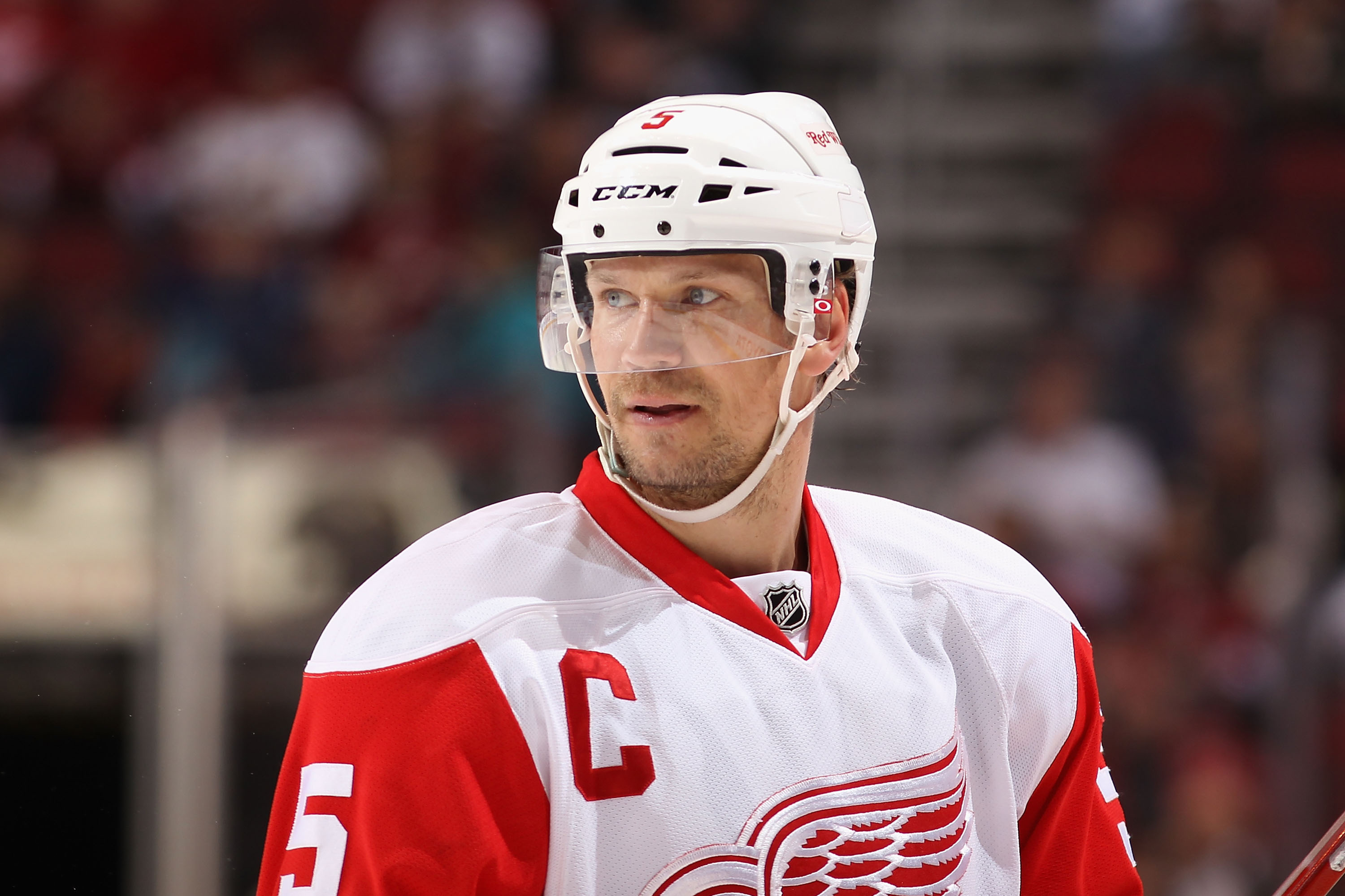 Nicklas Lidstrom Action Detroit Red Wings NHL Hockey Action