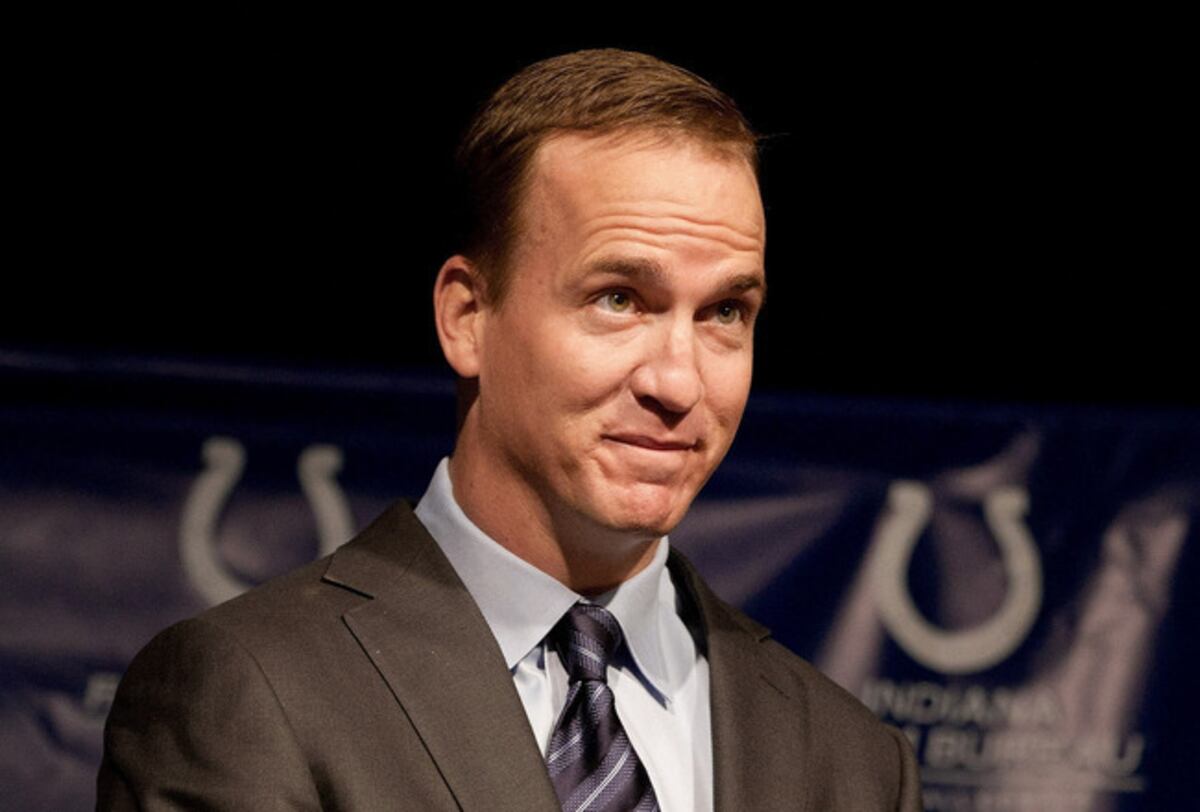 Peyton Manning: 4 Reasons Indianapolis Colts Retired His Number Way Too