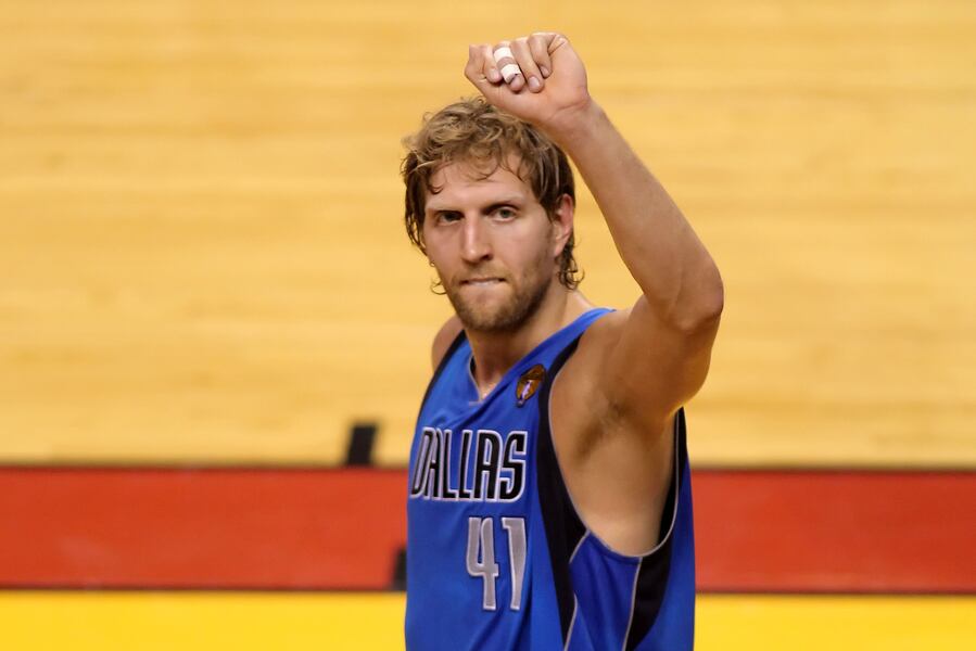 Dallas Mavericks How Many Years Does Dirk Nowitzki Have Left In The Tank Bleacher Report Latest News Videos And Highlights