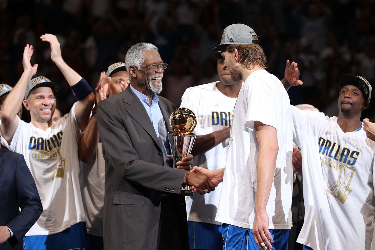 A 12-Pack of Stories from a Lifelong Dallas Mavericks Fan | Bleacher