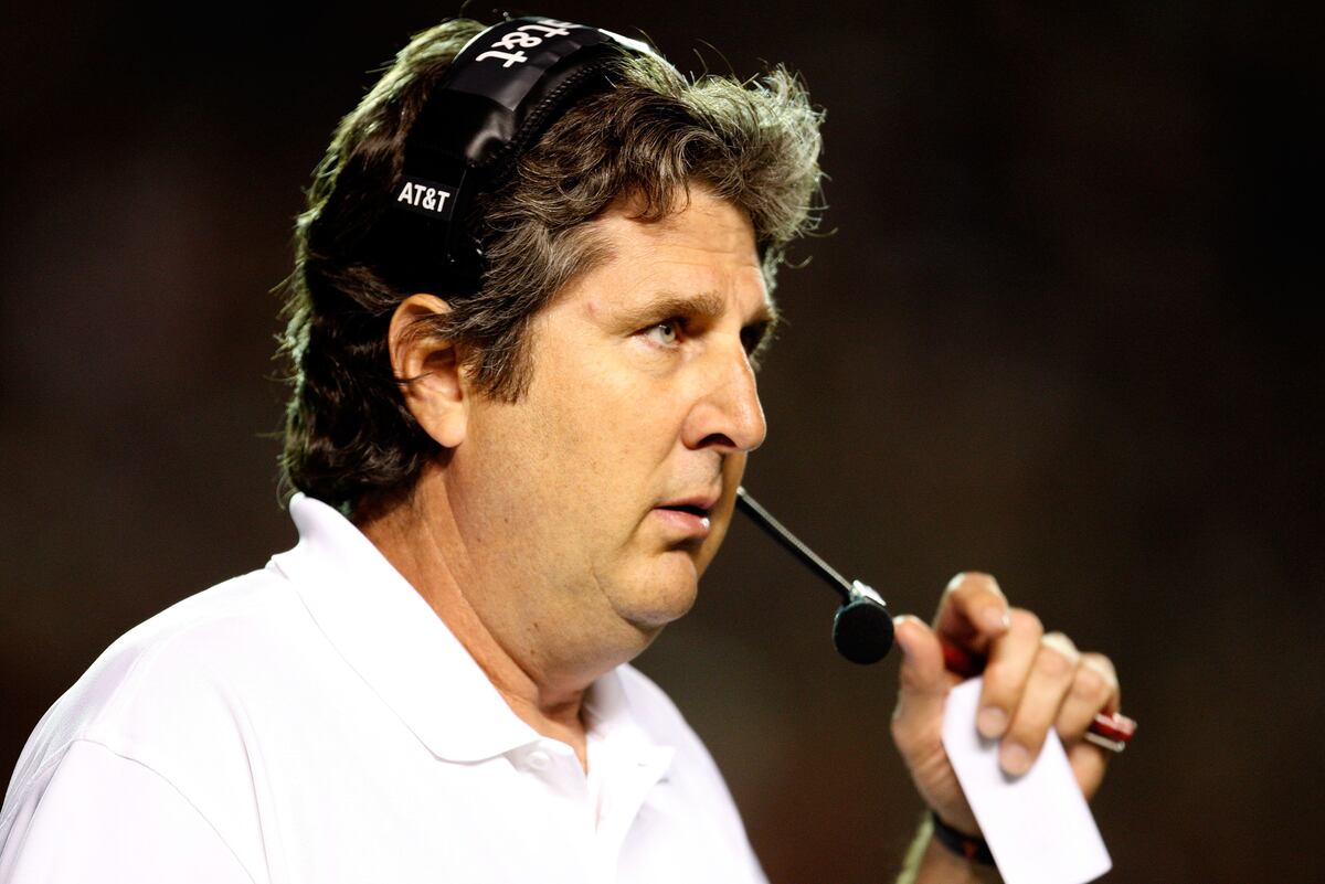 Mike Leach Wants a 64Team College Football Playoff News, Scores