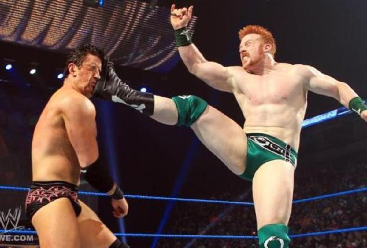 Pro Wrestling S Coolest Moves That Actually Work In Real Fights