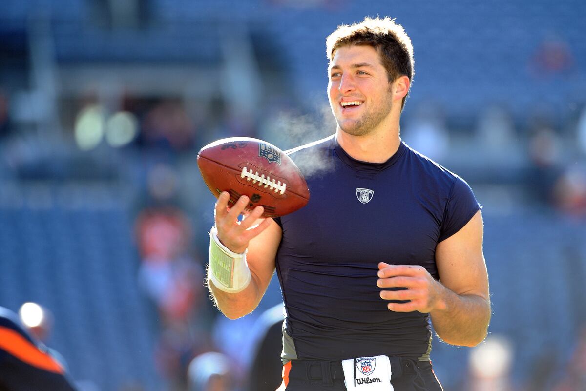 Tim Tebow Jets Trade on Hold: The QB Reportedly Will Decide Next Destination | Bleacher Report ...