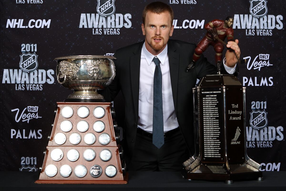 How Long Will Duncan Keith Be Suspended for His Predatory ...