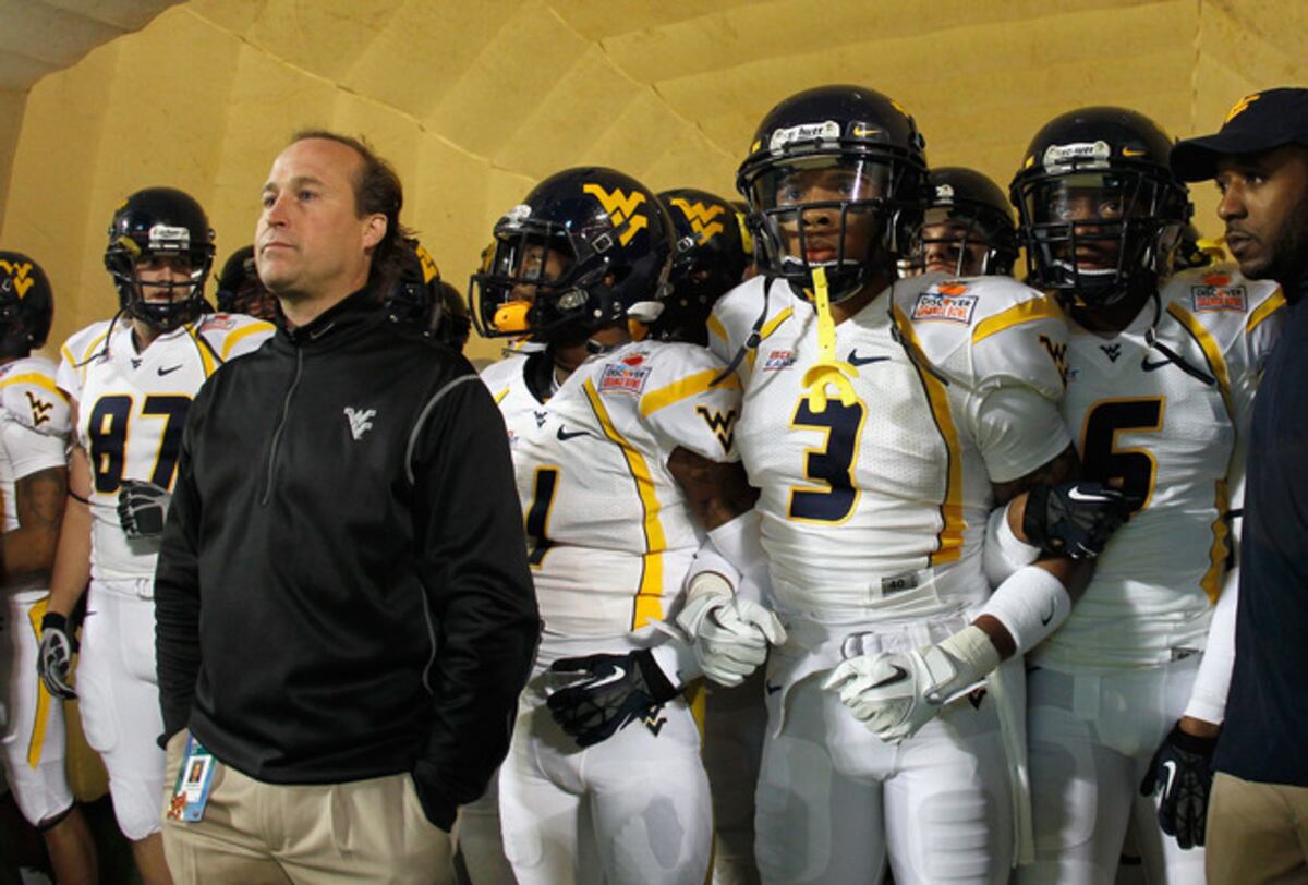 West Virginia Football 4 Games the Mountaineers Must Win in 2012