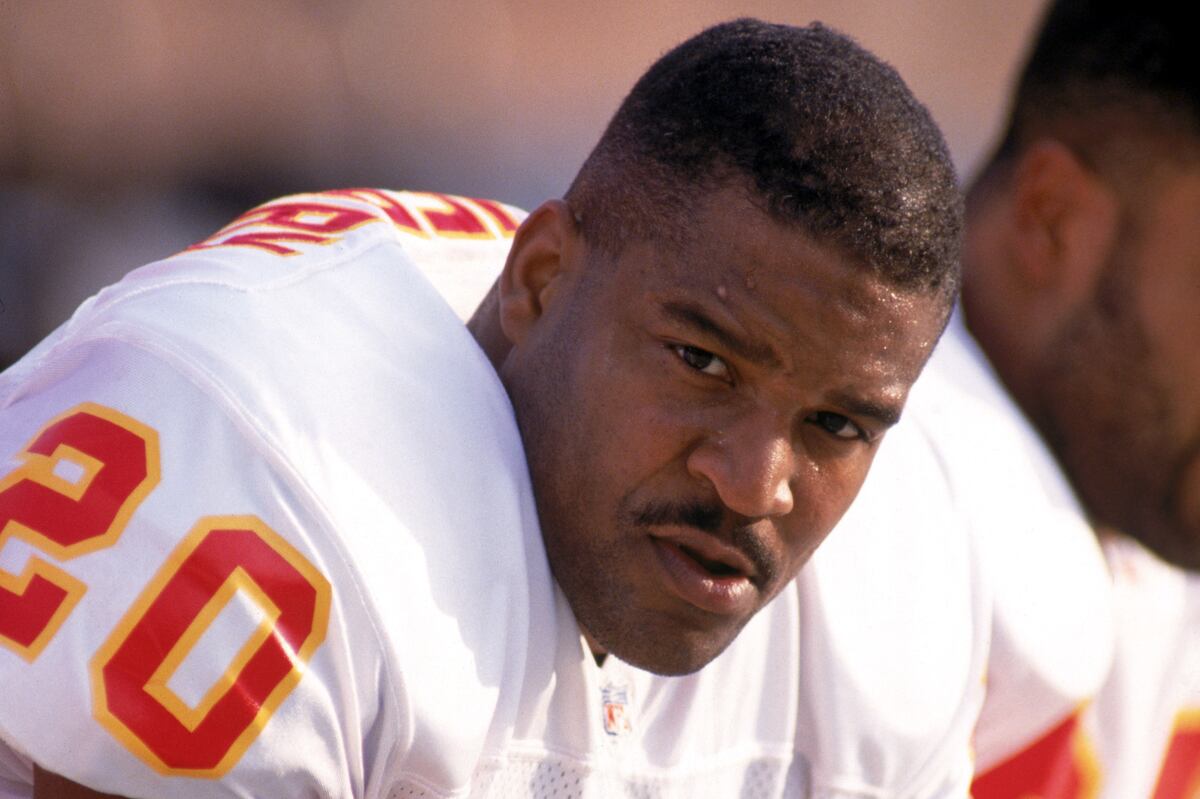 Best Kansas City Chiefs Players Tournament, Round 2 '70s and '80s Region News, Scores