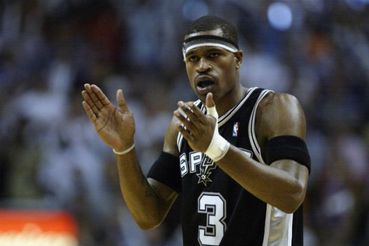 Report: Spurs waive Stephen Jackson a week before playoffs 