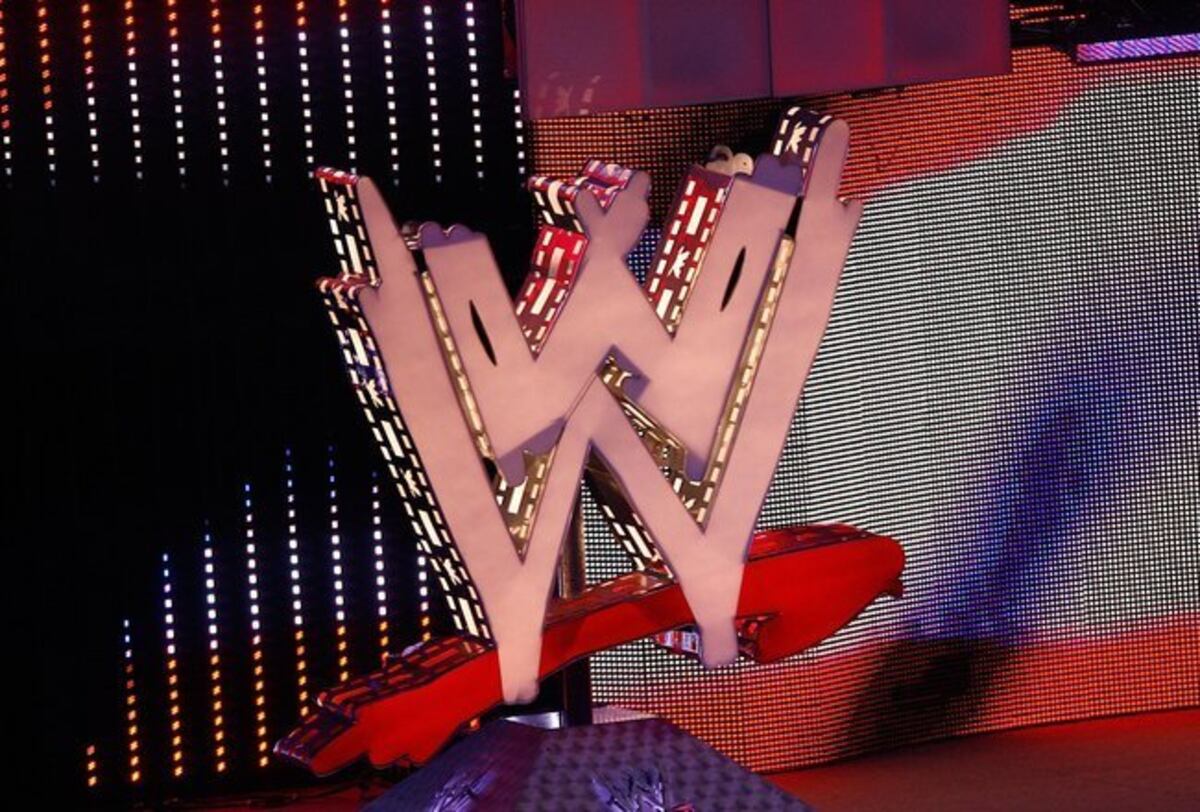 WWE WrestleMania 28: 6 Reasons Team Teddy Will Crush Team Johnny | News