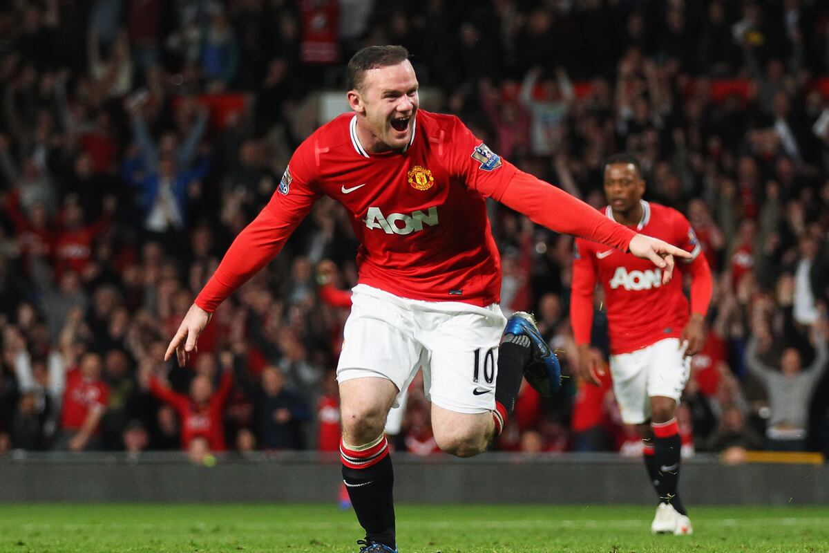 Wayne Rooney vs. Sergio Aguero: Who Will Come Away with ...