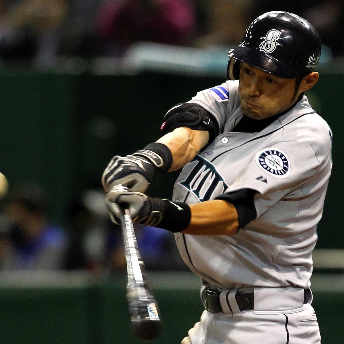 Ichiro, noted baseball history buff, gives to Hall