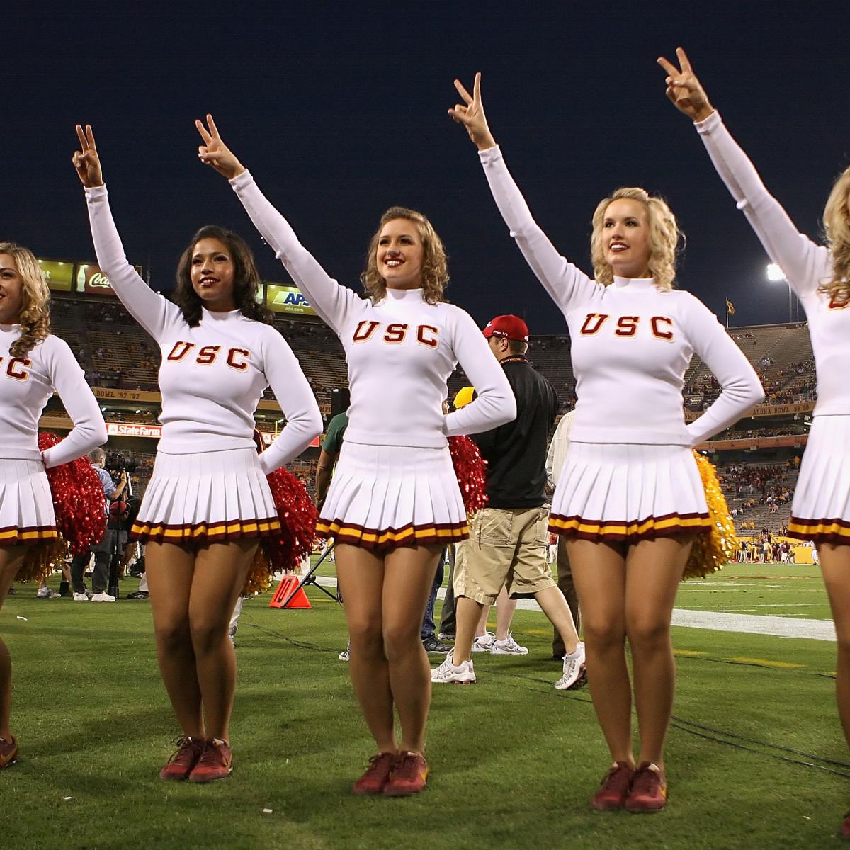 College Football Traditions Why Are Cheerleaders Still In