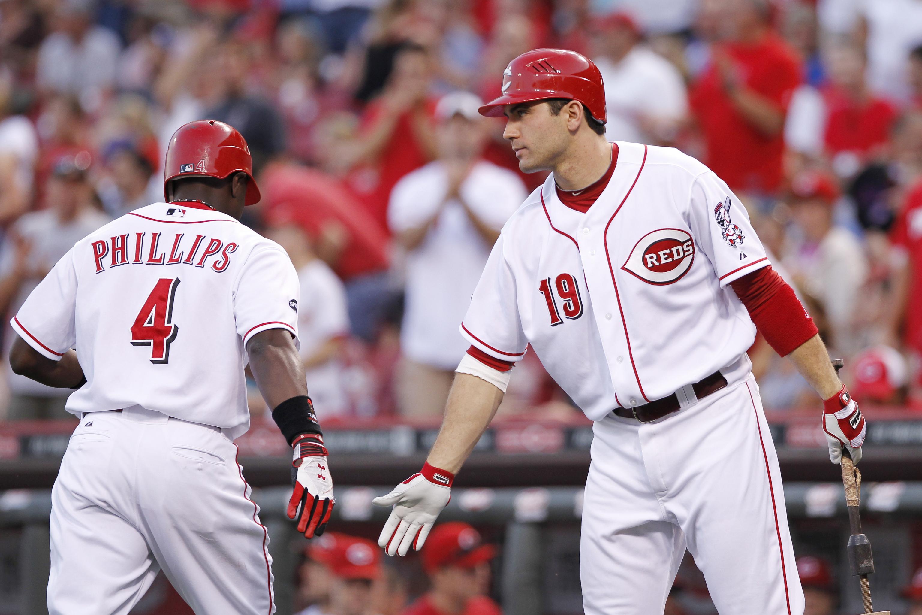 Reds Sign Brandon Phillips to Contract Extension