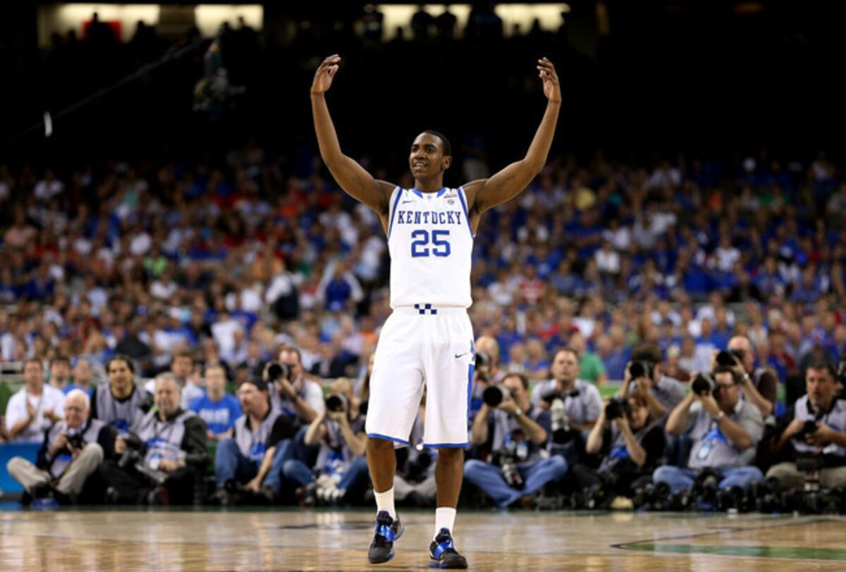 2012 (film) intelligence overview