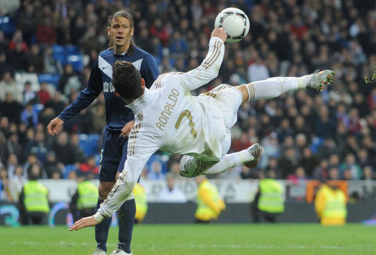 World Football 10 Footballers Who Can Break A Bone With A Strike Bleacher Report Latest News Videos And Highlights