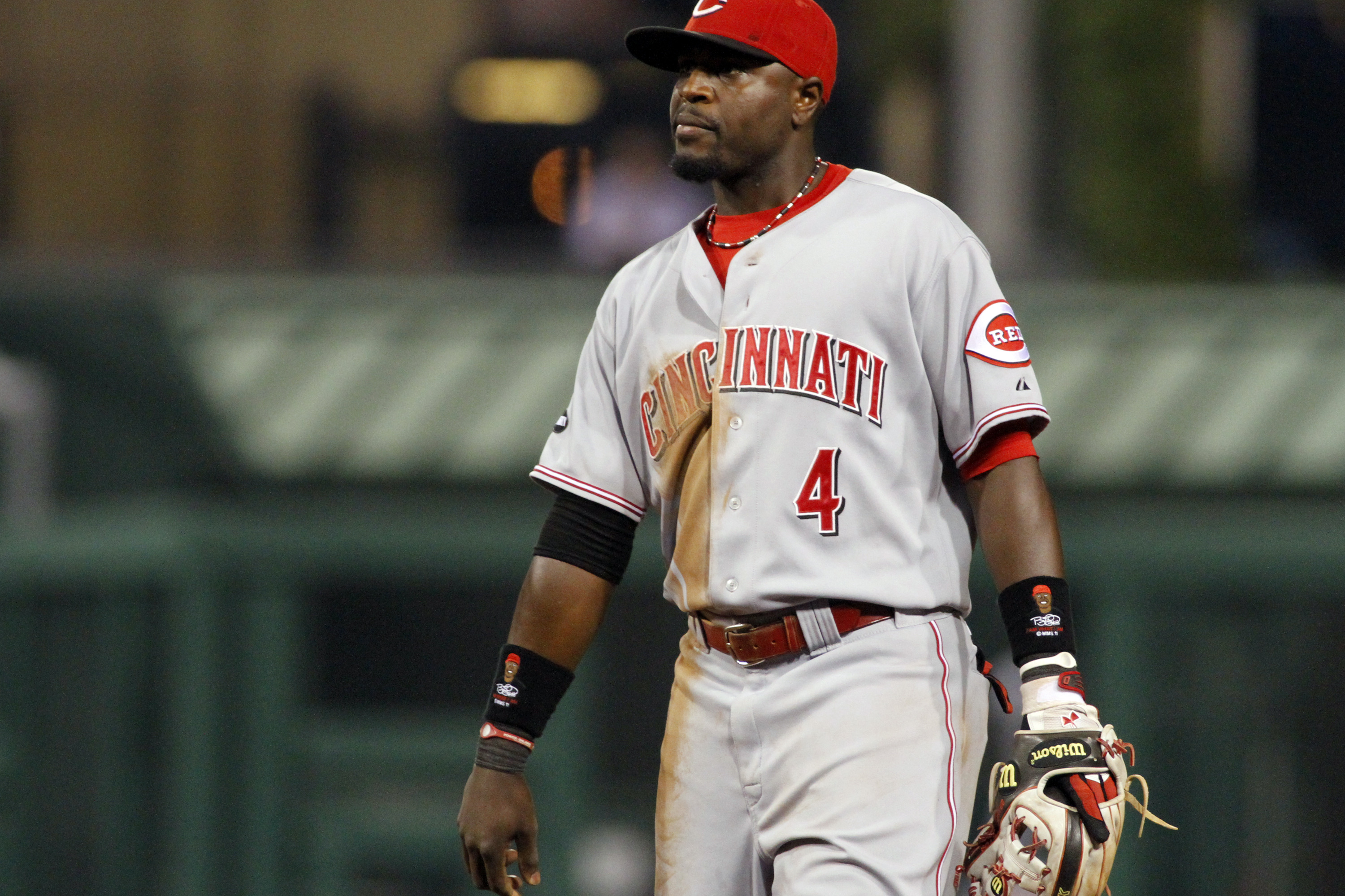 Reds Sign Brandon Phillips to Contract Extension