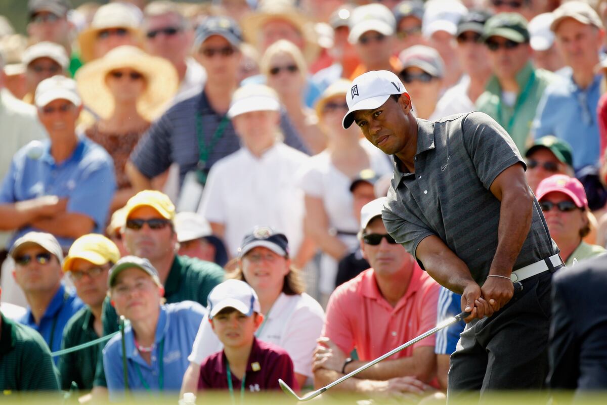 Masters Standings 2012: Tiger Woods Still Favorite Despite Rough Start