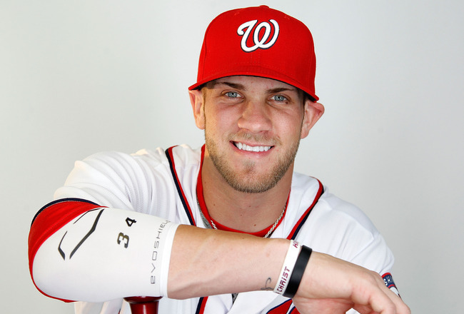 Baseball Star Bryce Harper Named 'Ambassador' for New Acuvue Oasys with  Transitions