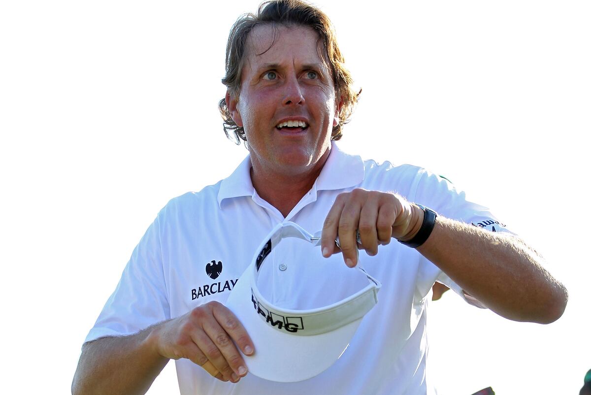 Masters Leaderboard 2012 Phil Mickelson Has Inside Lane to 4th Green