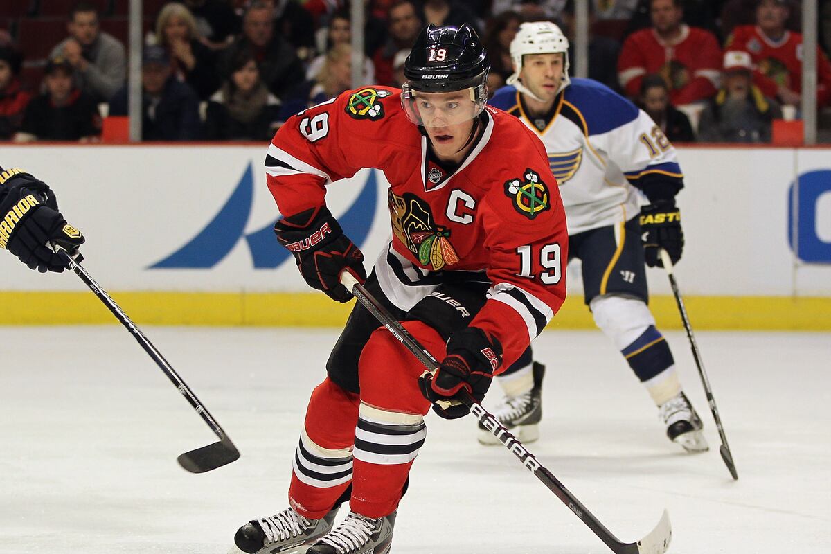 Chicago Blackhawks Playoffs: Jonathan Toews Expected to ...