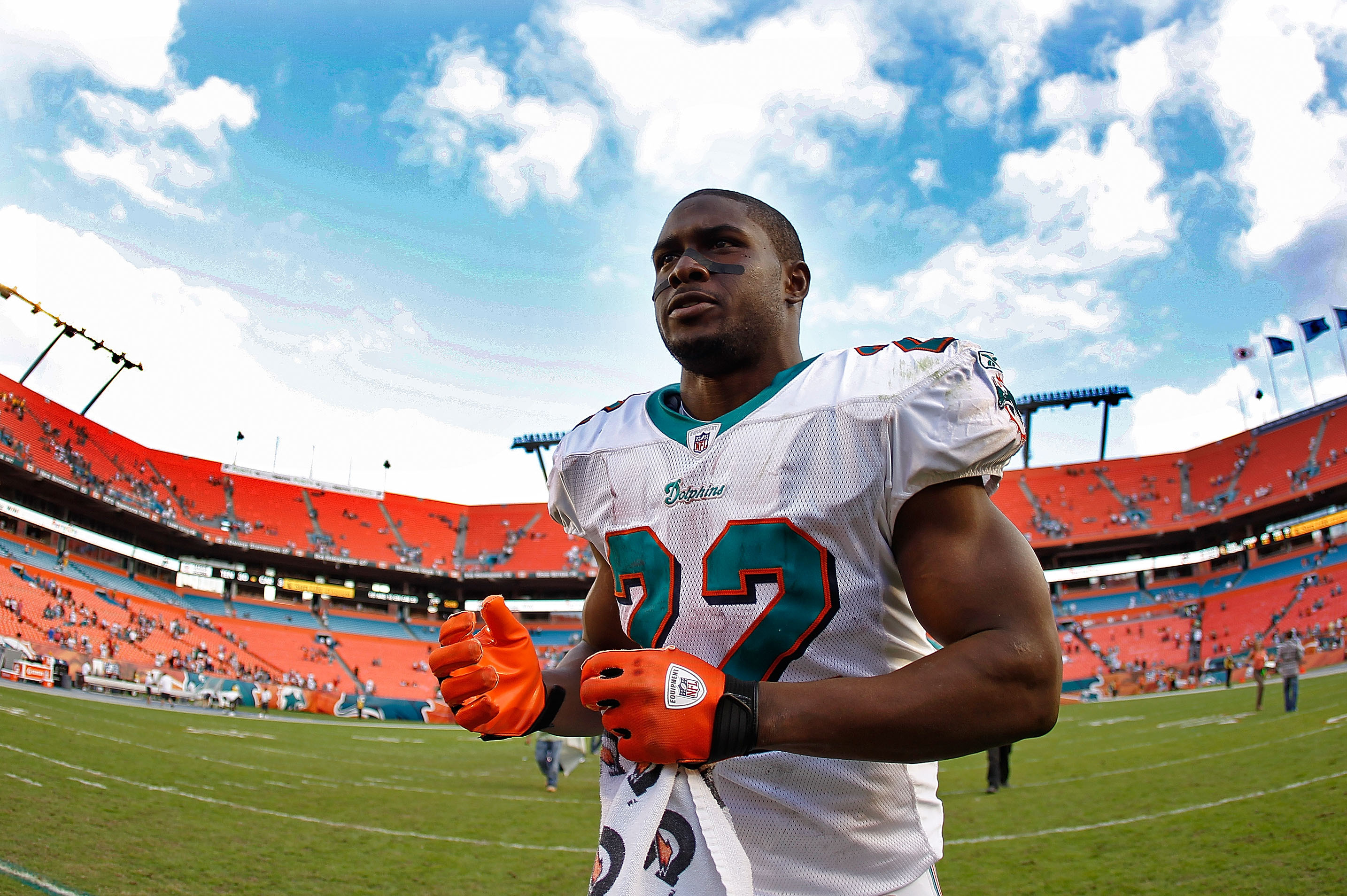 Watch 2012 Miami Dolphins - Ep. 4 Online