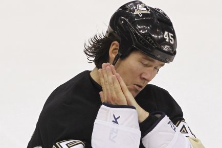Philadelphia Flyers Arron Asham reacts after scoring a goal in the
