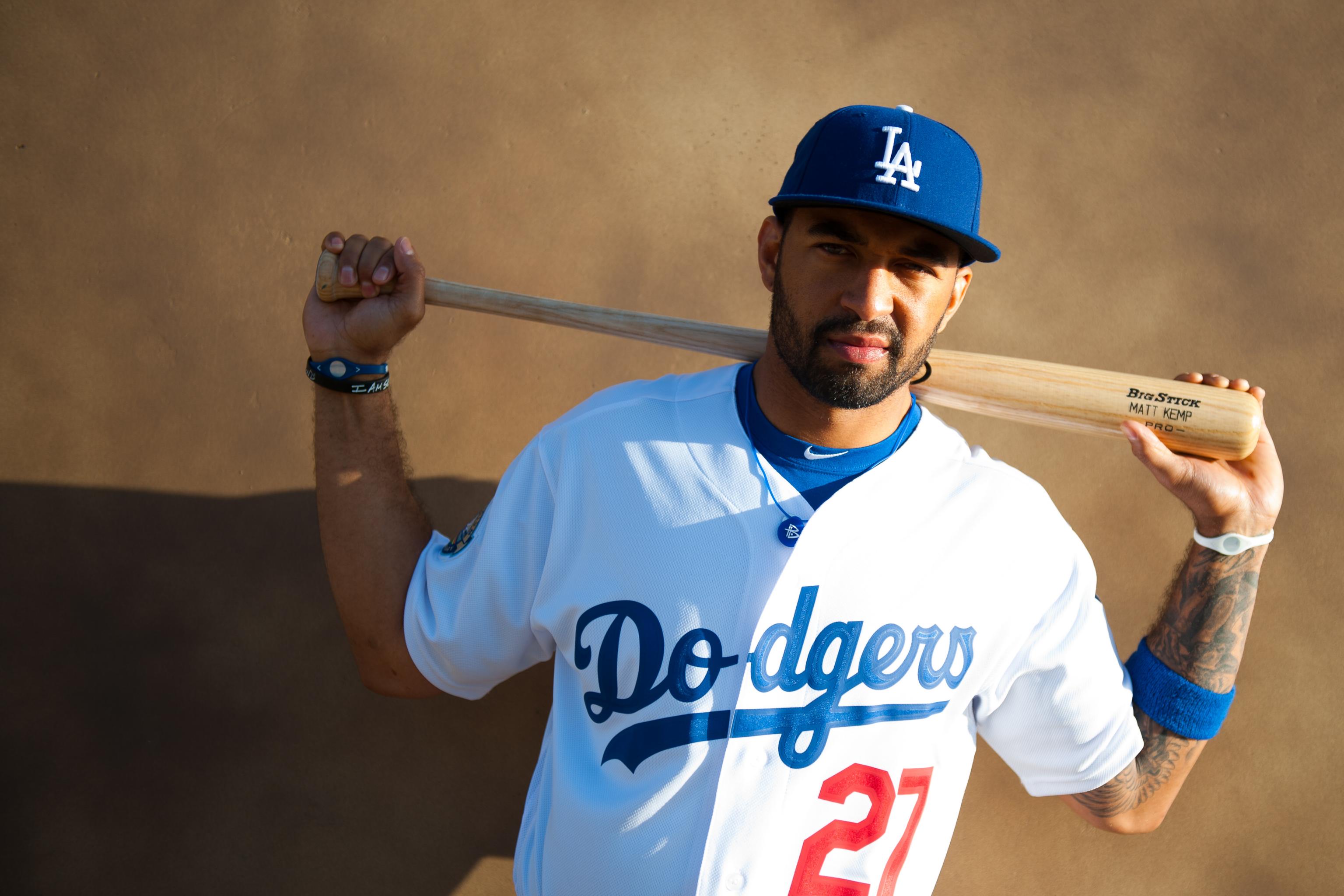 Dodgers' Matt Kemp heads to DL with hamstring strain