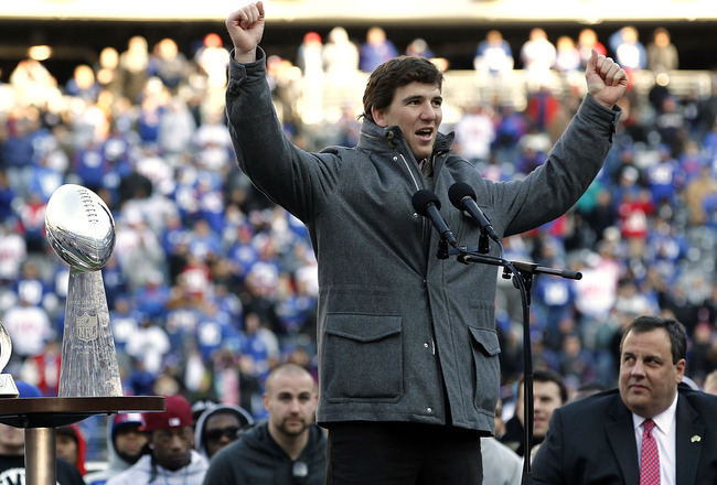 Will Eli Manning Make This List? Top 5 Athletes to Host SNL News