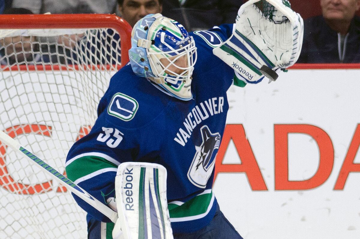 NHL Playoffs 2012 Cory Schneider Will Start Game 3 for Vancouver