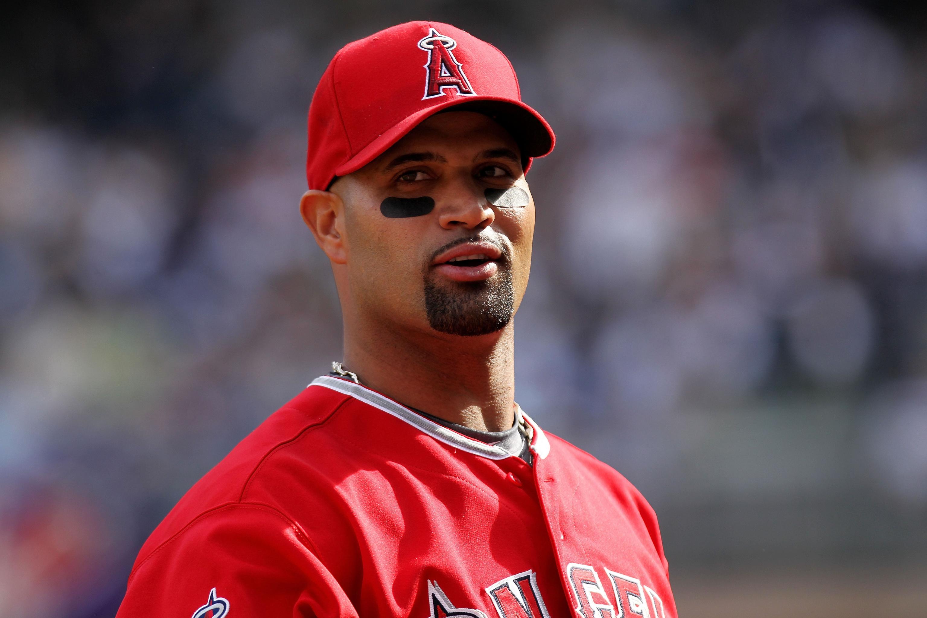 Albert Pujols' $240 million contract also includes 4 season tickets to Los  Angeles Angels home games 