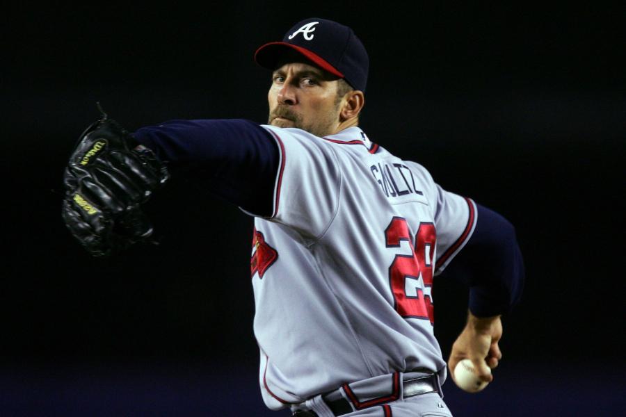 Braves to retire Smoltz's No. 29, induct pitcher into team hall of