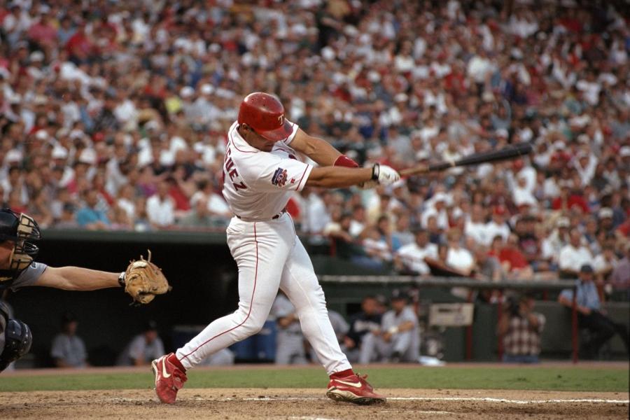X \ Texas Rangers على X: Fan favorite Pudge Rodriguez helps us countdown  to next Friday. #Only7DaysRemain
