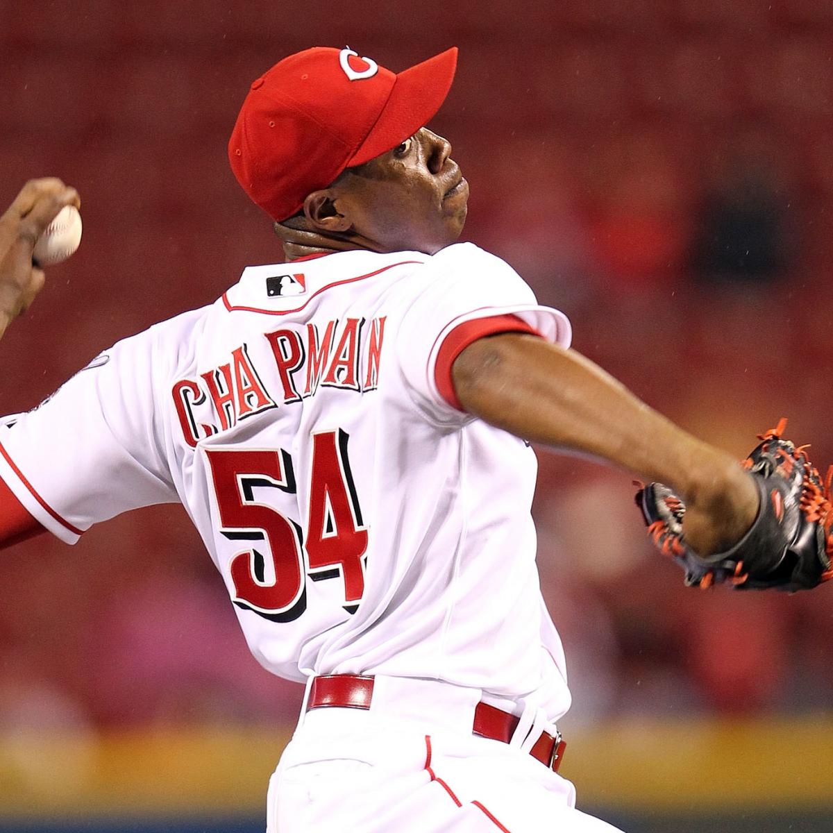 Photo of Aroldis Chapman Emerges and His Muscles Look Impossibly Huge