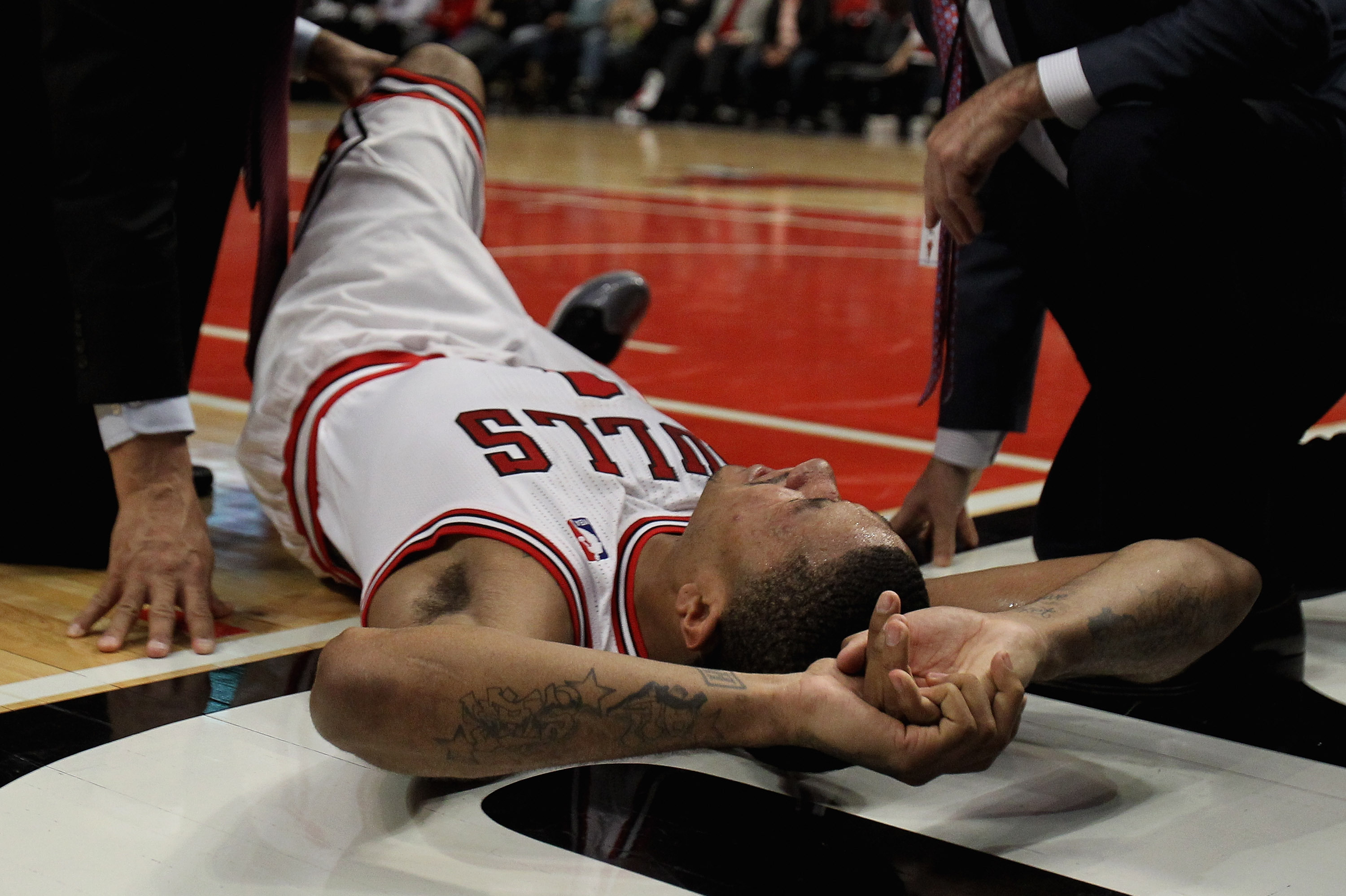 derrick rose injury funny pictures