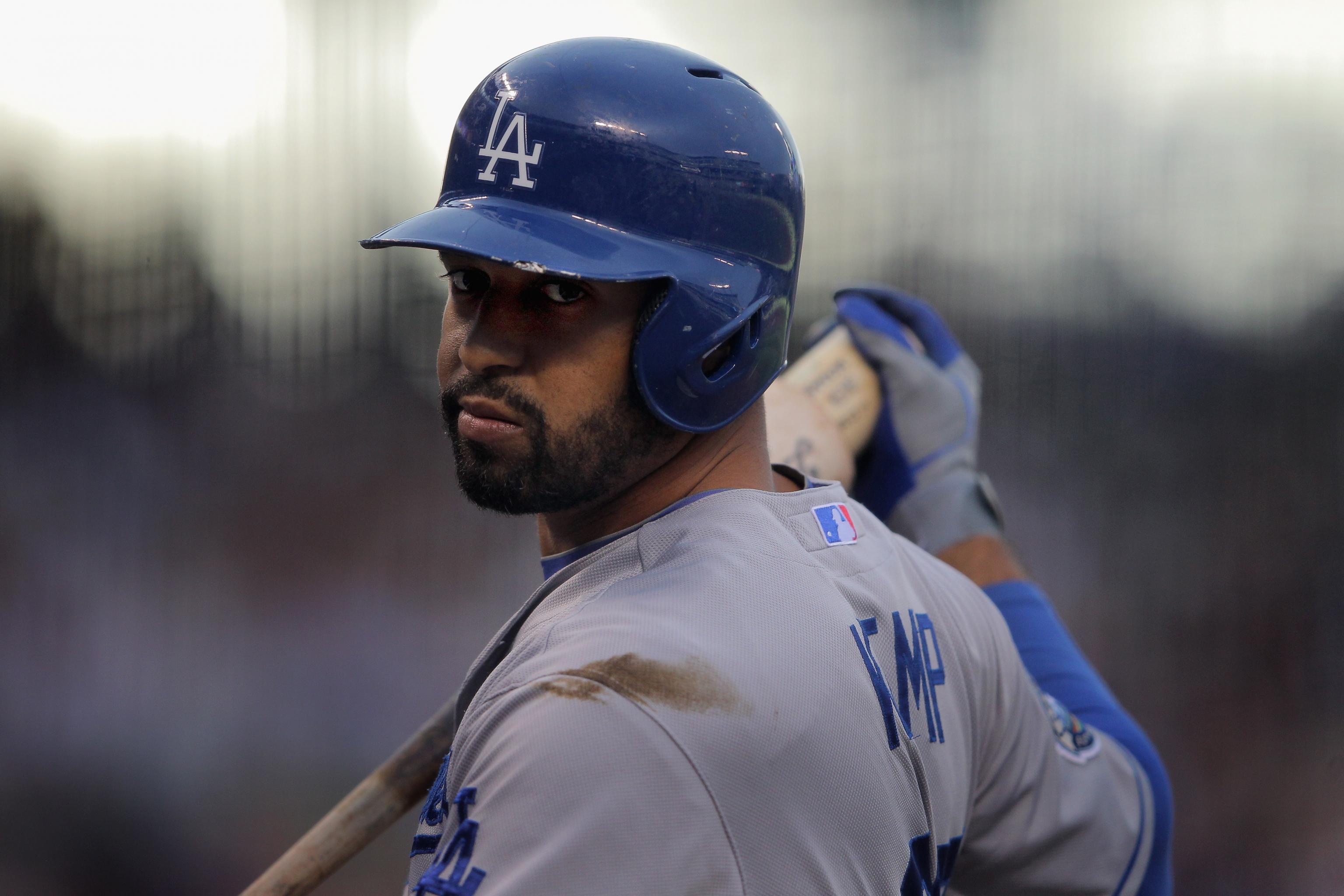 San Diego Padres' Matt Kemp breaks bat over knee after match